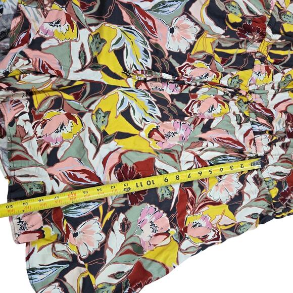 Torrid Sz 4XL Wom Romper Short Sleeve Tropical Floral Print Pockets Spring Break - Picture 4 of 13